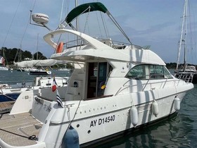 Prestige Yachts 360