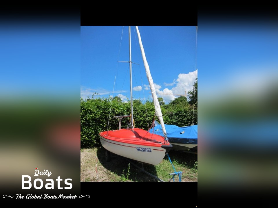 1990 Fiberglas Technik Conger Jolle à vendre. Voir le prix, les photos