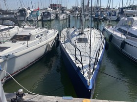 2017 Italia Yachts 9.98 Fuoriserie till salu