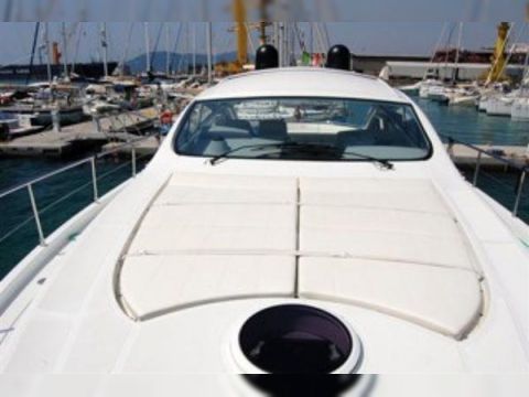 Купить 2010 Pershing
