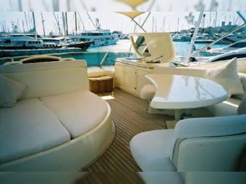 2001 Astondoa 72 Millenium