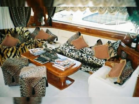 2001 Astondoa 72 Millenium на продаж