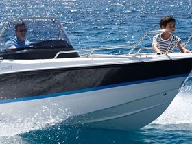 Kupiti 2015 Unknown Quicksilver Active 455 Open