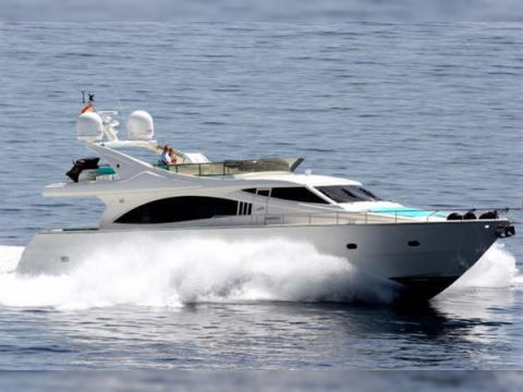 Ferretti 731