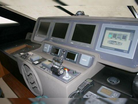 Buy 2005 Ferretti 731