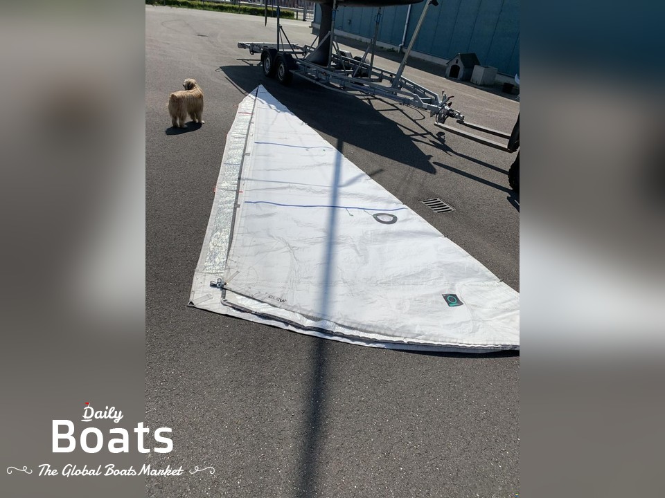 1997 British Hunter Boats 707 for sale. View price, photos and Buy 1997