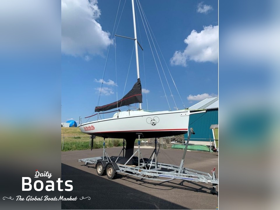 1997 British Hunter Boats 707 for sale. View price, photos and Buy 1997