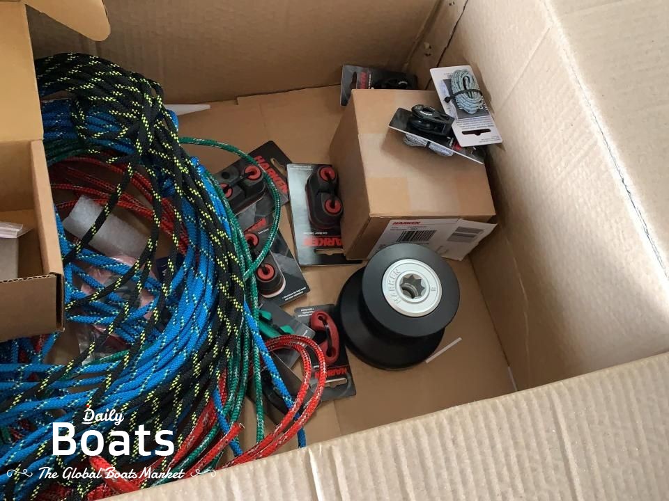 1997 British Hunter Boats 707 for sale. View price, photos and Buy 1997