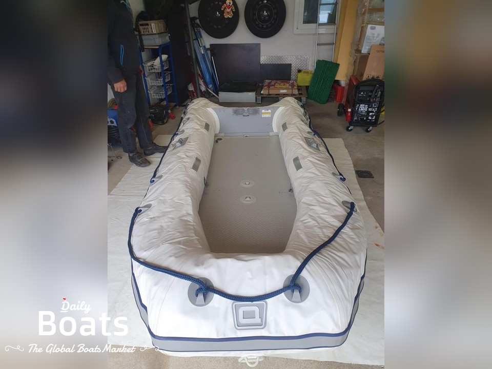 2001 Quicksilver 340