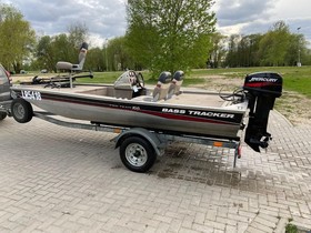 2005 Tracker Marine Bass Pro 165 à vendre