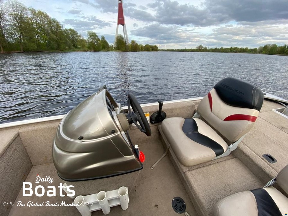 2005 Tracker Marine Bass Pro 165 for sale. View price, photos and Buy