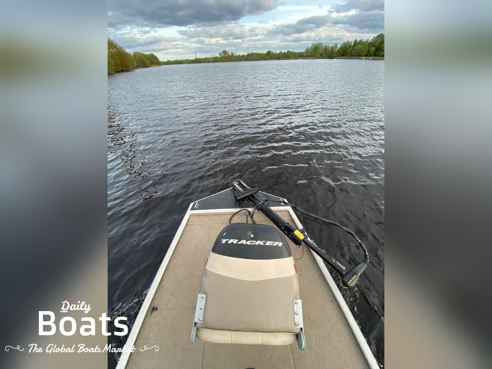 2005 Tracker Marine Bass Pro 165 for sale. View price, photos and Buy