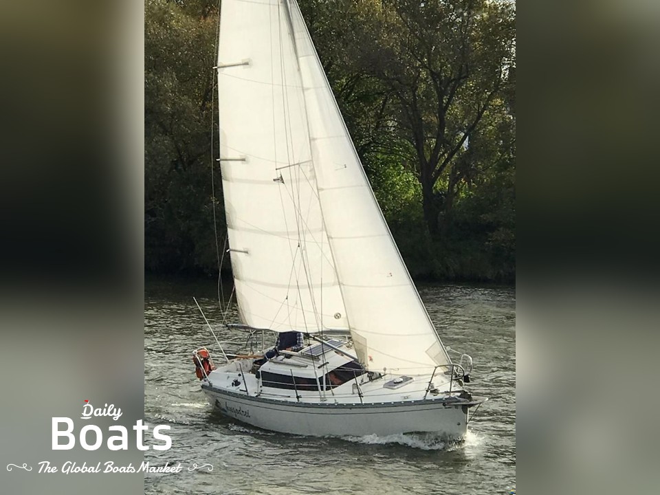 1990-jeanneau-tonic-23-for-sale-view-price-photos-and-buy-1990