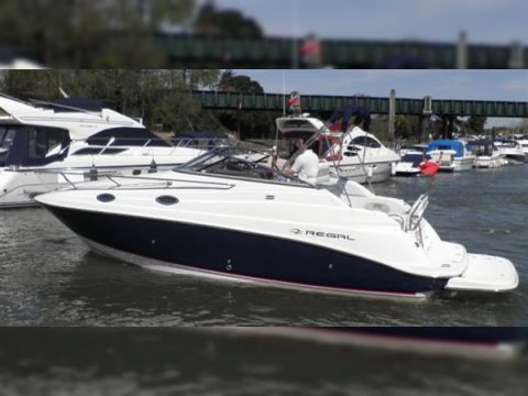 2008 Regal 2665 Commodore