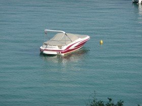 2001 Sea Ray 210 Sundeck Bowruder myytävänä