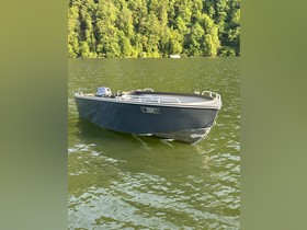 Buy 2022 Viking Yachts 460V Aluminium