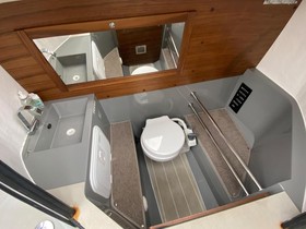 2017 Axopar 28 Cabin Model