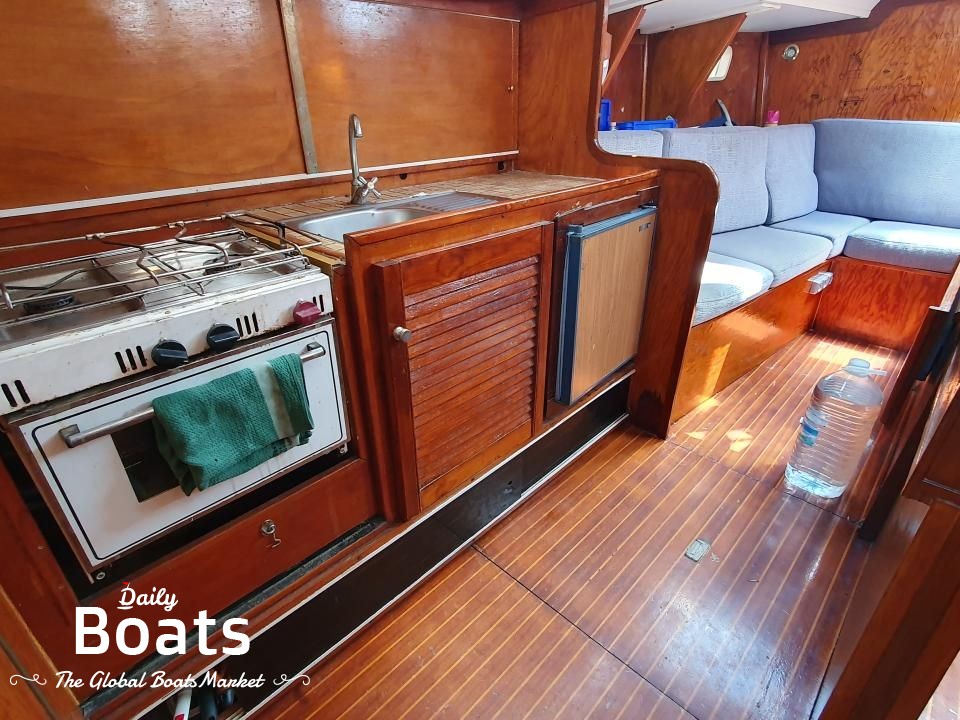 1989 Unknown Alu Plaisance Legende 36 for sale. View price, photos and