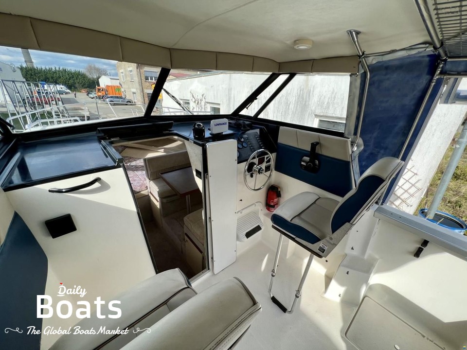1995 Bayliner 2452 Classic for sale. View price, photos and Buy 1995 ...