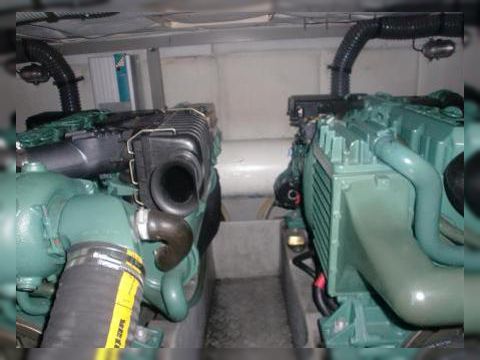 2001 Rodman 38 for sale