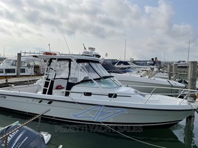 Luhrs Yachts 300