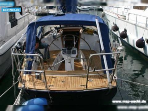 2002 Omega 46