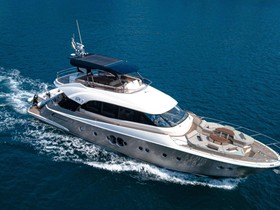 Koupit 2014 Monte Carlo Yachts Mcy 70