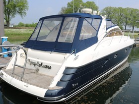 2000 Princess Yachts V42
