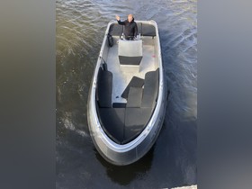 2010 Tender 777