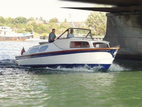 Dell Quay Ranger 27