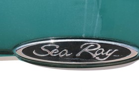 2002 Sea Ray 220 Sun Deck