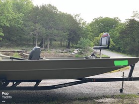 Osta 2018 Lowe Boats Roughneck 2070