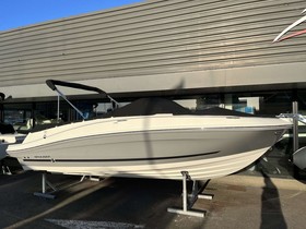 Bayliner Vr5