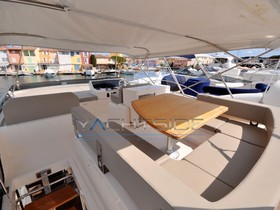 2020 Cayman Yachts F520