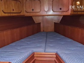 Buy 1993 Oyster Marine 485 Deck Saloon