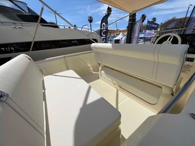 Købe 2023 Invictus Yacht Capoforte Sx 200
