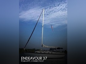 Endeavour Catamaran 37
