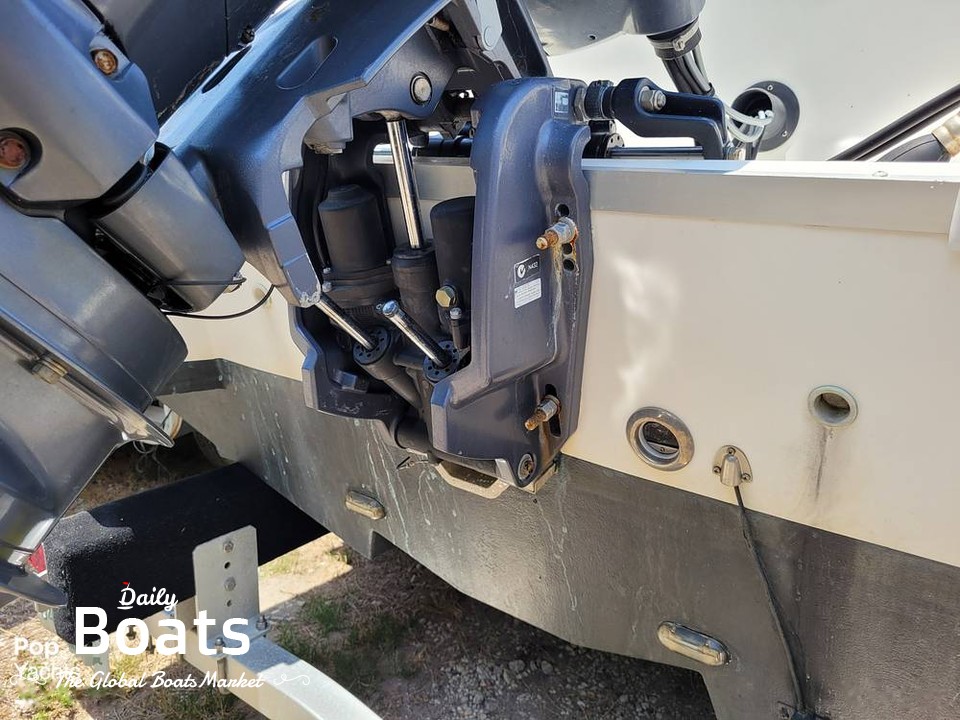 2014 Hurricane Boats 2200 Sun Deck for sale. View price, photos and Buy