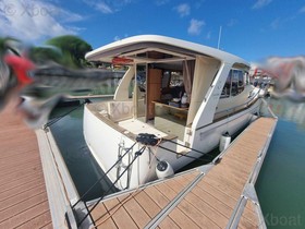 2013 Greenline 33 Hybride The Propulsion Of This Small