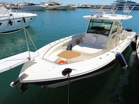 2014 Boston Boat works Whaler 370 Outrage in vendita