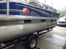 2013 Sun Tracker Fishin' Barge 20 Dlx
