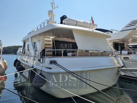 EMYS Yacht 22