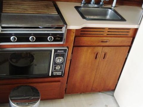 Kupiti 1978 Trojan 36