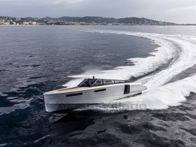 Buy 2024 Evo Yachts R4