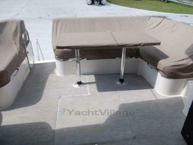 2017 Carver Yachts 37