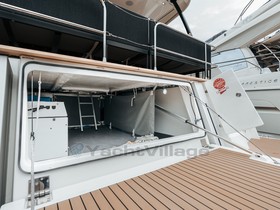 2023 Prestige Yachts M48 za prodaju
