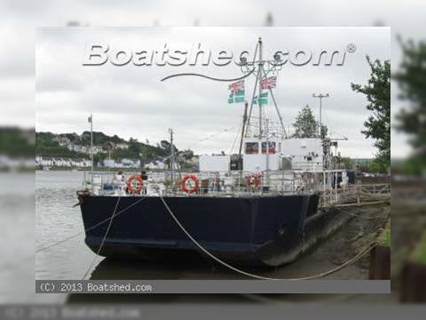  Floating Cafe Steel Barge