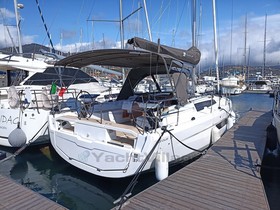 Dufour Yachts 37