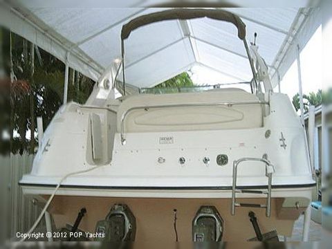 1998 Regal 2760 Commodore