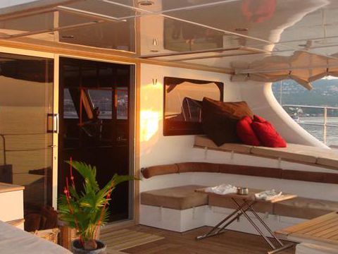 Buy 2009 Sunreef 70